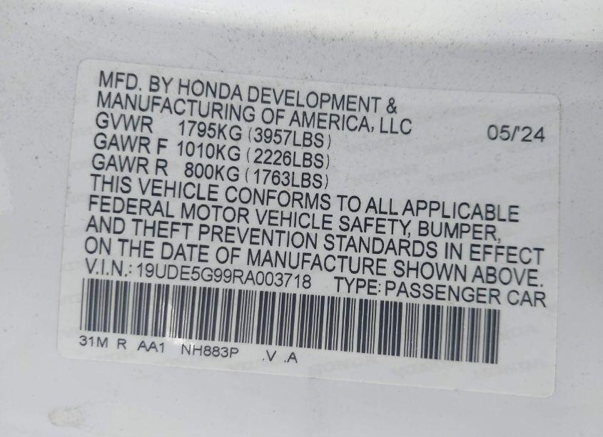 Photo 9 of 2024 Acura Integra TYPE S (VIN 19UDE5G99RA003718)