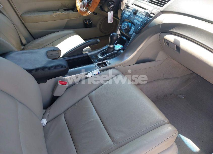 Photo 5 of 2009 Acura Tl 3.5 (VIN 19UUA86219A025195)