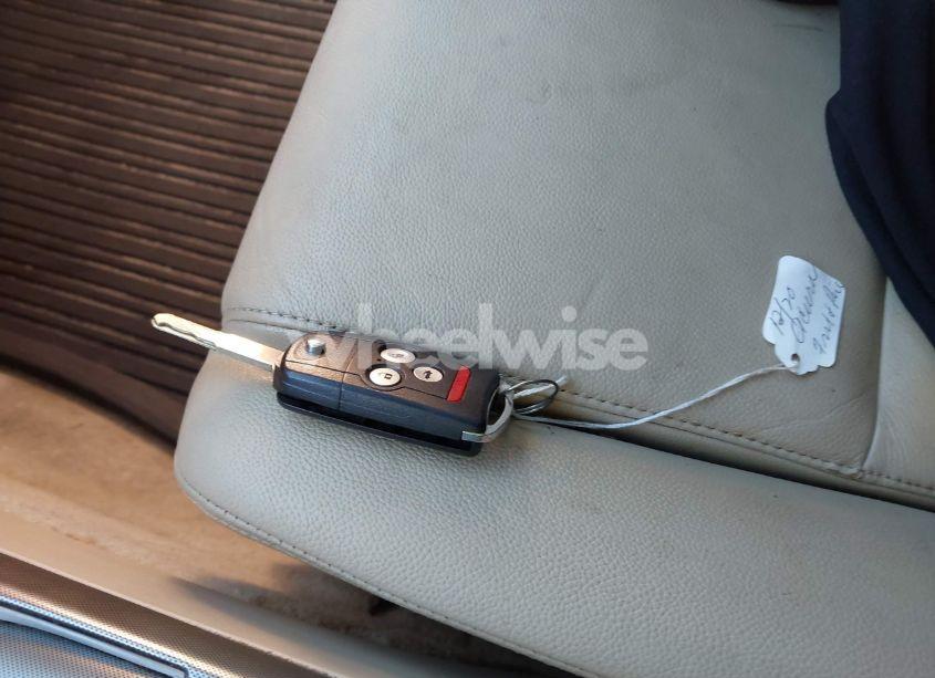 Photo 11 of 2009 Acura Tl 3.5 (VIN 19UUA86249A002994)