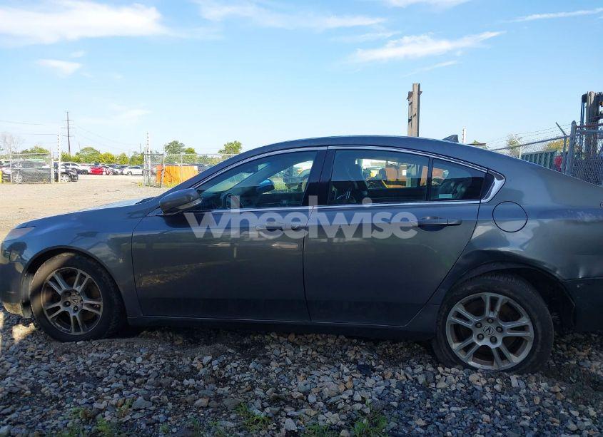 Photo 14 of 2009 Acura Tl 3.5 (VIN 19UUA862X9A000103)