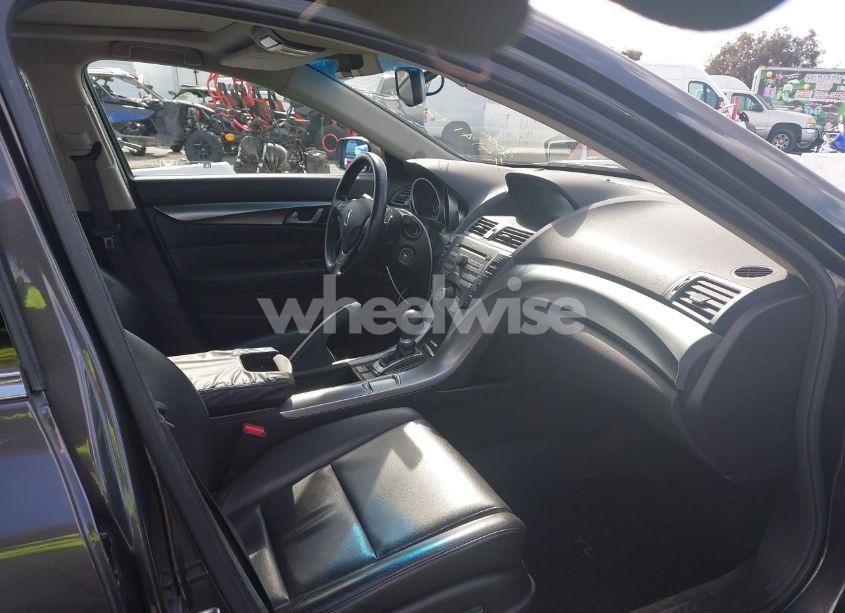 Photo 5 of 2009 Acura Tl 3.5 (VIN 19UUA862X9A001624)