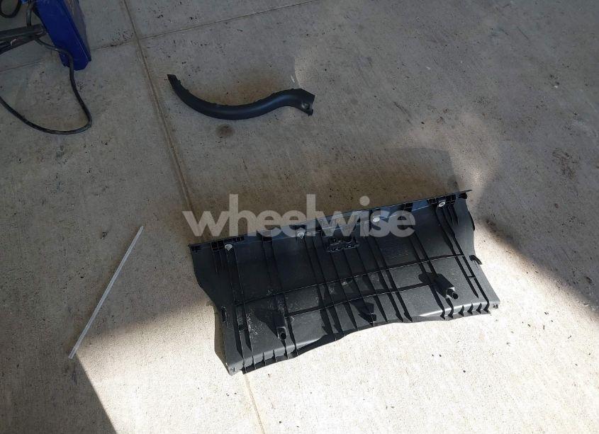 Photo 12 of 2009 Acura Tl 3.5 (VIN 19UUA86539A022003)