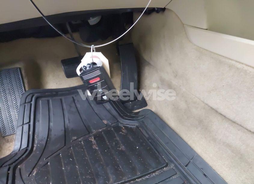 Photo 11 of 2009 Acura Tl 3.5 (VIN 19UUA86549A003928)