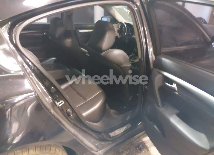 Photo 8 of 2012 Acura Tl 3.5 (VIN 19UUA8F20CA012784)