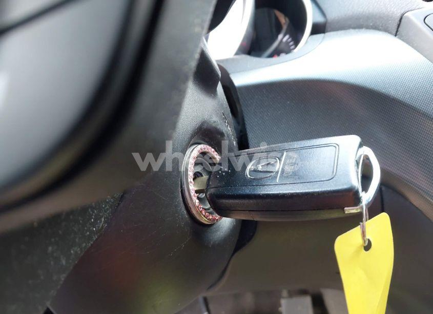 Photo 11 of 2012 Acura Tl 3.5 (VIN 19UUA8F20CA030573)