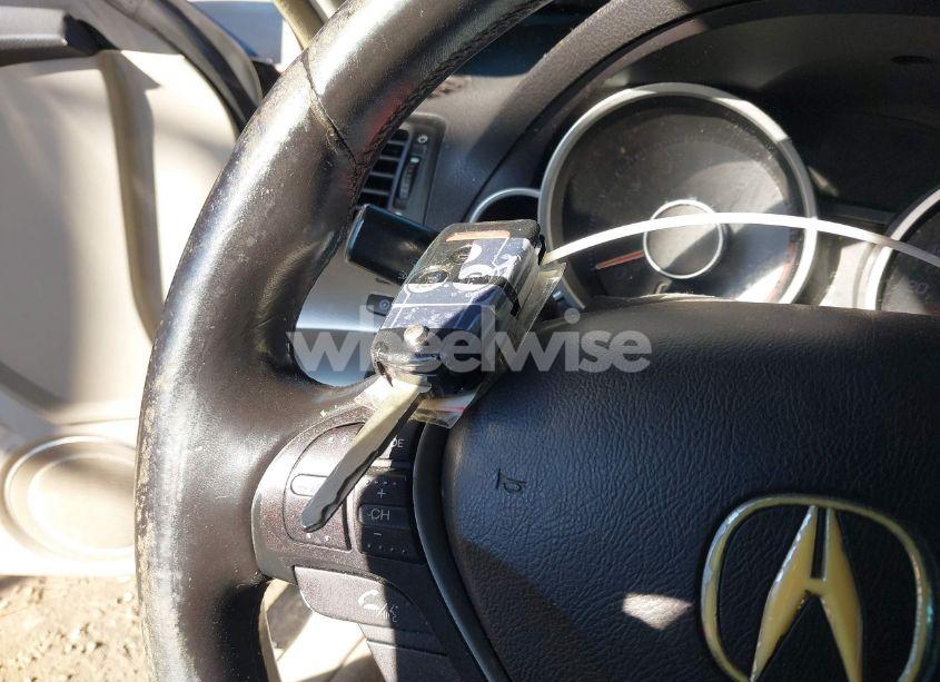 Photo 11 of 2010 Acura Tl 3.5 (VIN 19UUA8F22AA010807)