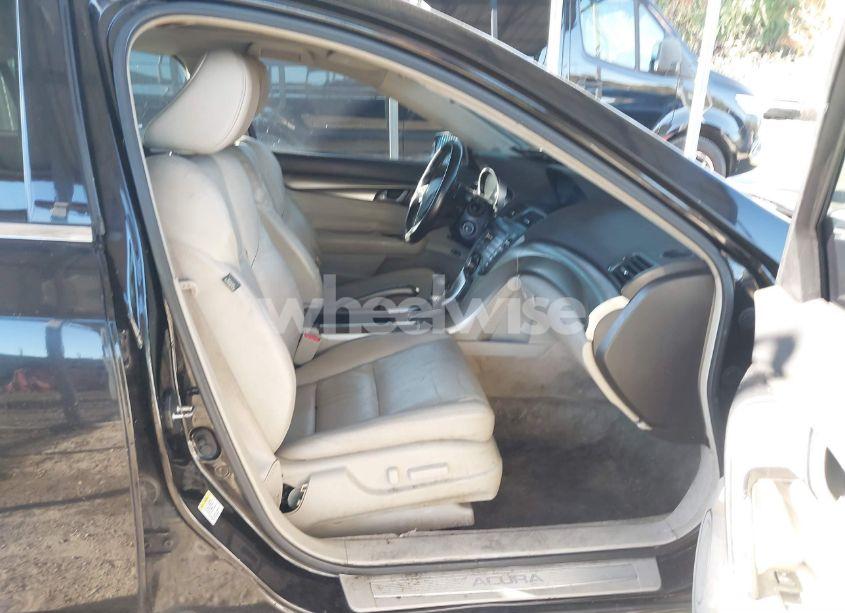 Photo 5 of 2010 Acura Tl 3.5 (VIN 19UUA8F22AA010807)