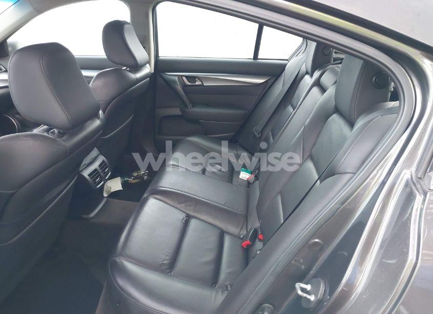 Photo 8 of 2010 Acura Tl 3.5 (VIN 19UUA8F22AA025985)