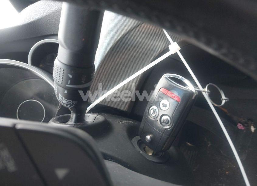 Photo 11 of 2010 Acura Tl 3.5 (VIN 19UUA8F25AA000174)