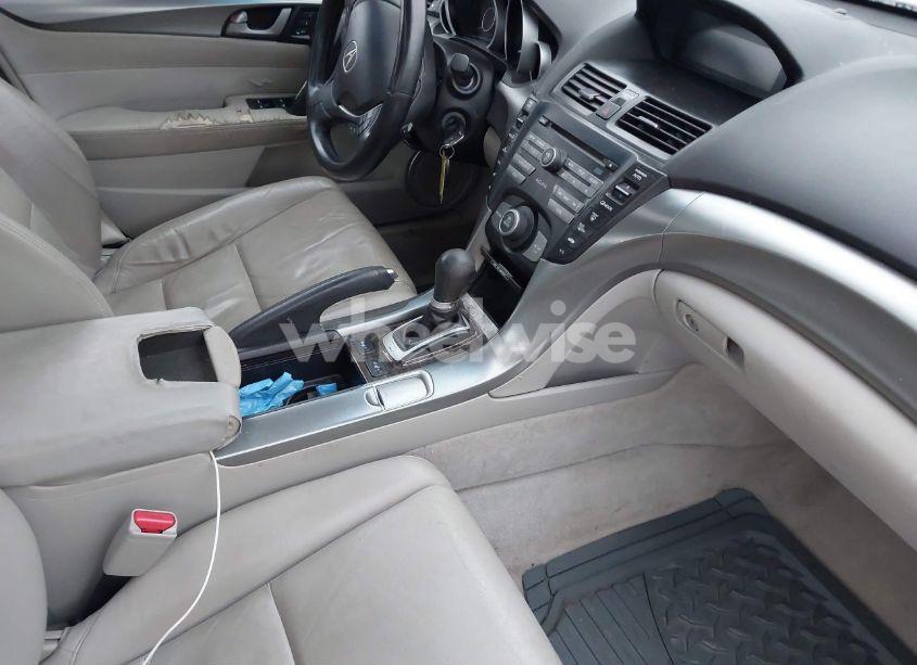 Photo 5 of 2010 Acura Tl 3.5 (VIN 19UUA8F26AA004752)