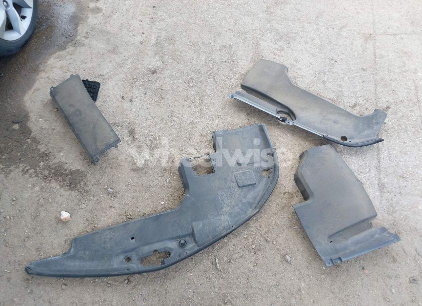 Photo 12 of 2012 Acura Tl 3.5 (VIN 19UUA8F29CA037134)