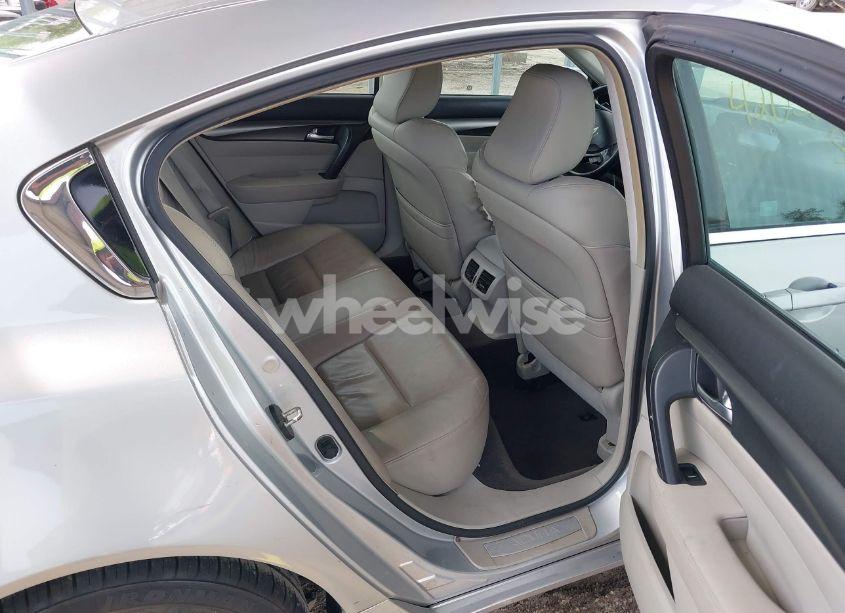 Photo 8 of 2012 Acura Tl 3.5 (VIN 19UUA8F29CA037134)