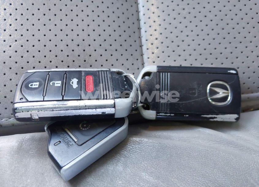 Photo 11 of 2012 Acura Tl 3.5 (VIN 19UUA8F50CA022418)