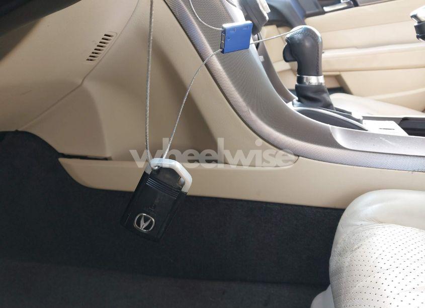 Photo 11 of 2012 Acura Tl 3.5 (VIN 19UUA8F50CA029224)