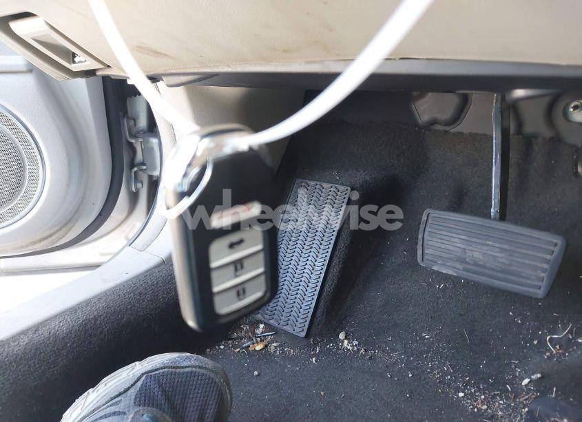 Photo 11 of 2012 Acura Tl 3.5 (VIN 19UUA8F51CA027370)