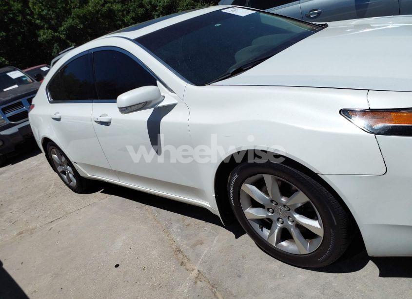 Photo 13 of 2012 Acura Tl 3.5 (VIN 19UUA8F51CA028843)