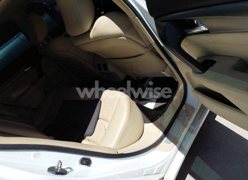 Photo 8 of 2012 Acura Tl 3.5 (VIN 19UUA8F51CA028843)