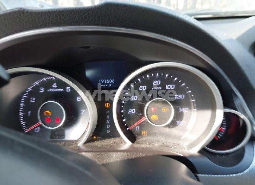 Photo 7 of 2010 Acura Tl 3.5 (VIN 19UUA8F52AA027150)