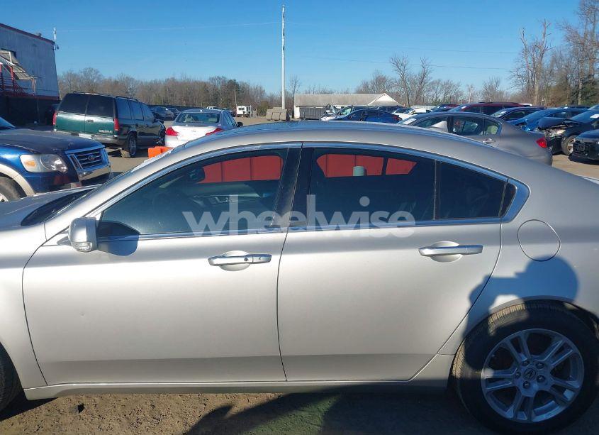 Photo 14 of 2010 Acura Tl 3.5 (VIN 19UUA8F53AA014584)