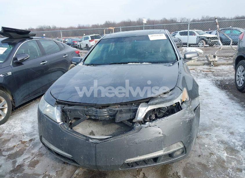 Photo 13 of 2010 Acura Tl 3.5 (VIN 19UUA8F54AA016716)