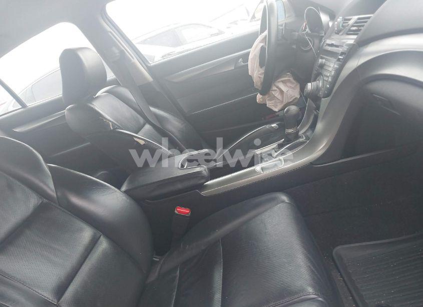 Photo 5 of 2010 Acura Tl 3.5 (VIN 19UUA8F54AA024430)