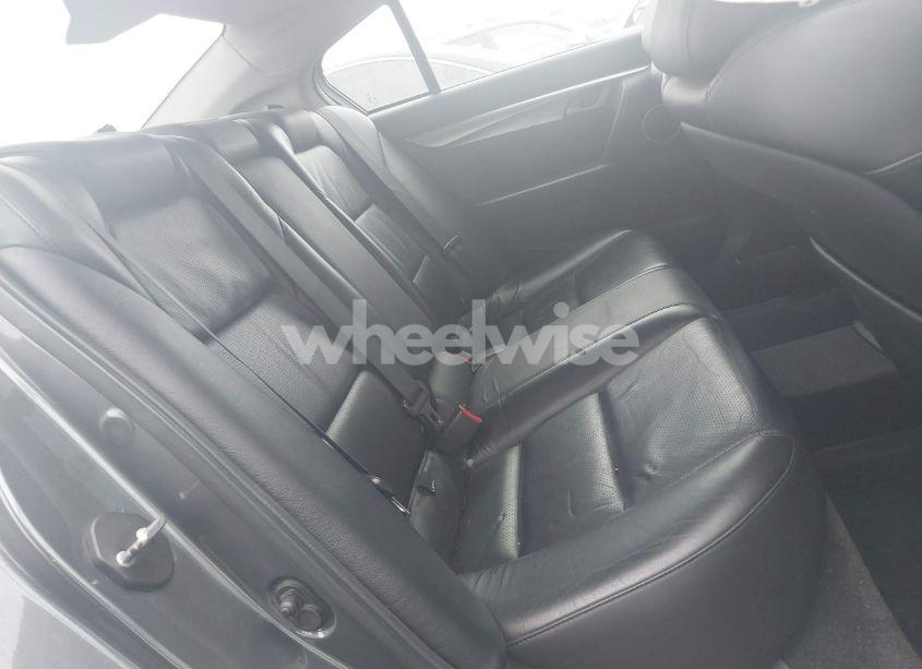 Photo 8 of 2010 Acura Tl 3.5 (VIN 19UUA8F54AA024430)