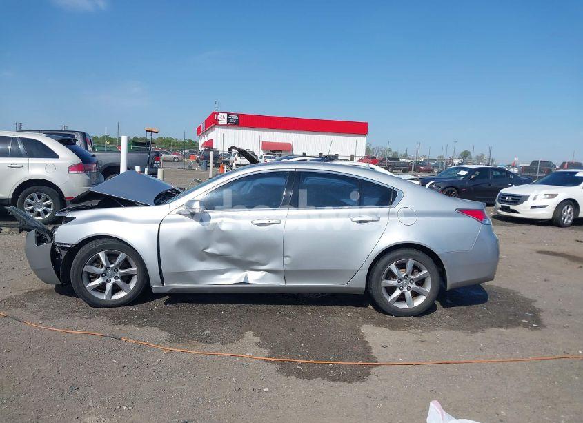 Photo 13 of 2012 Acura Tl 3.5 (VIN 19UUA8F54CA035088)