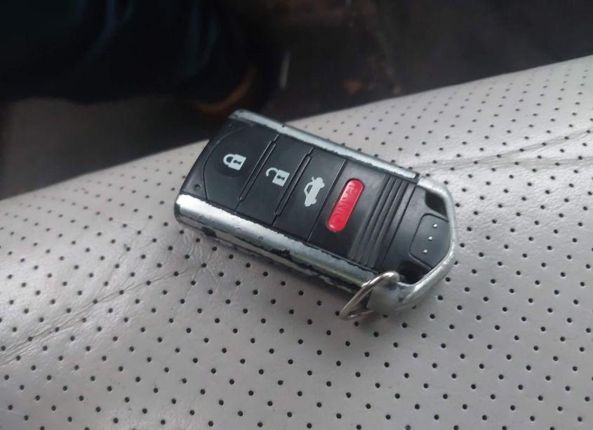 Photo 11 of 2012 Acura Tl 3.5 (VIN 19UUA8F55CA024715)