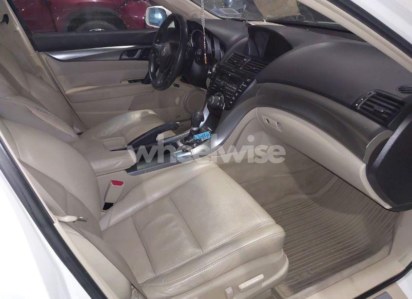 Photo 5 of 2010 Acura Tl 3.5 (VIN 19UUA8F57AA020758)