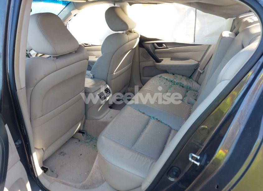 Photo 8 of 2010 Acura Tl 3.5 (VIN 19UUA8F58AA013429)