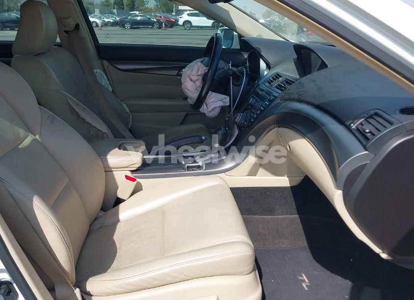 Photo 5 of 2012 Acura Tl 3.5 (VIN 19UUA8F58CA025079)
