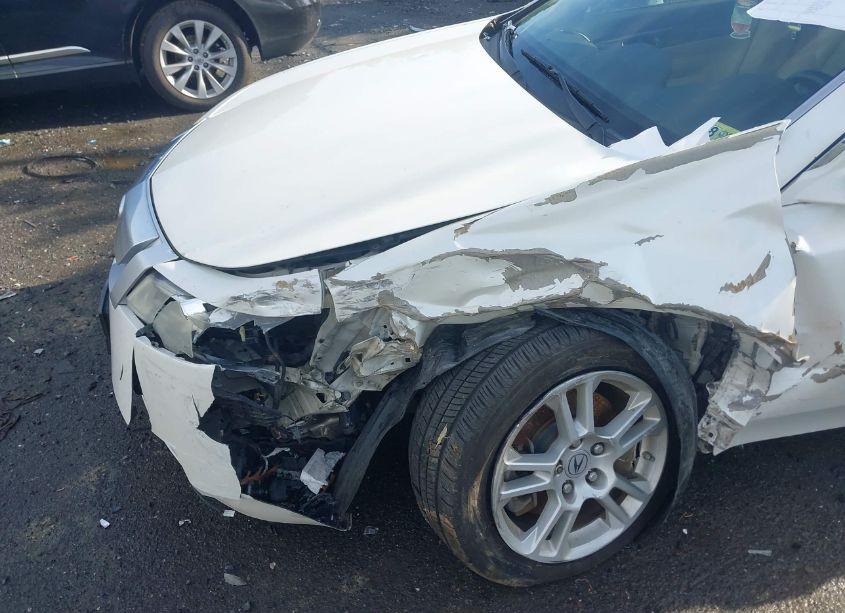 Photo 6 of 2010 Acura Tl 3.5 (VIN 19UUA8F59AA006652)