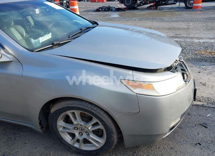 Photo 18 of 2010 Acura Tl 3.5 (VIN 19UUA8F59AA009518)
