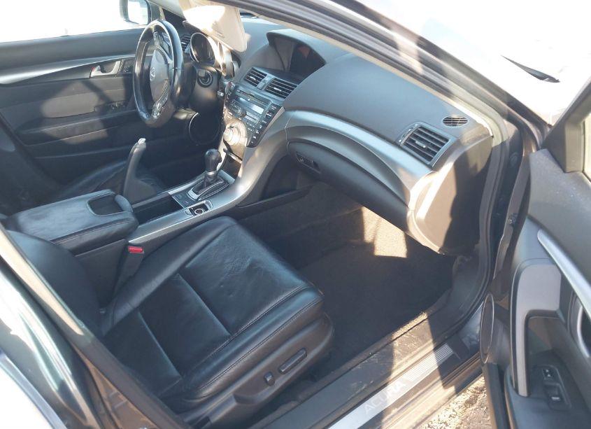 Photo 5 of 2010 Acura Tl 3.5 (VIN 19UUA8F59AA020972)