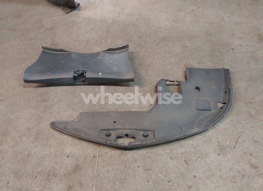 Photo 12 of 2010 Acura Tl 3.5 (VIN 19UUA8F59AA026240)