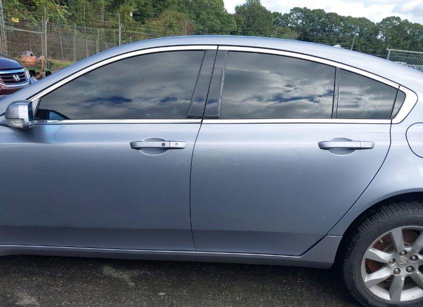 Photo 13 of 2012 Acura Tl 3.5 (VIN 19UUA8F59CA000272)