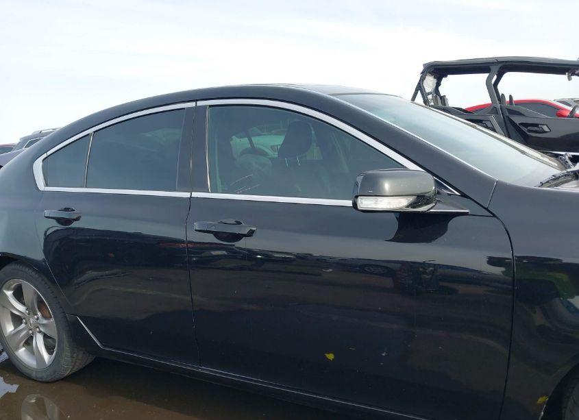 Photo 13 of 2012 Acura Tl 3.5 (VIN 19UUA8F73CA032247)