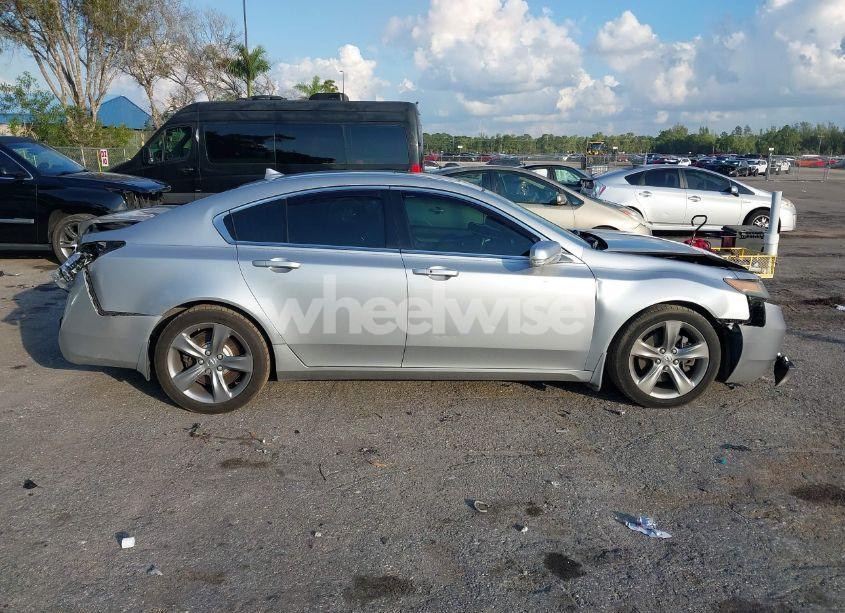 Photo 13 of 2012 Acura Tl 3.5 (VIN 19UUA8F77CA027830)
