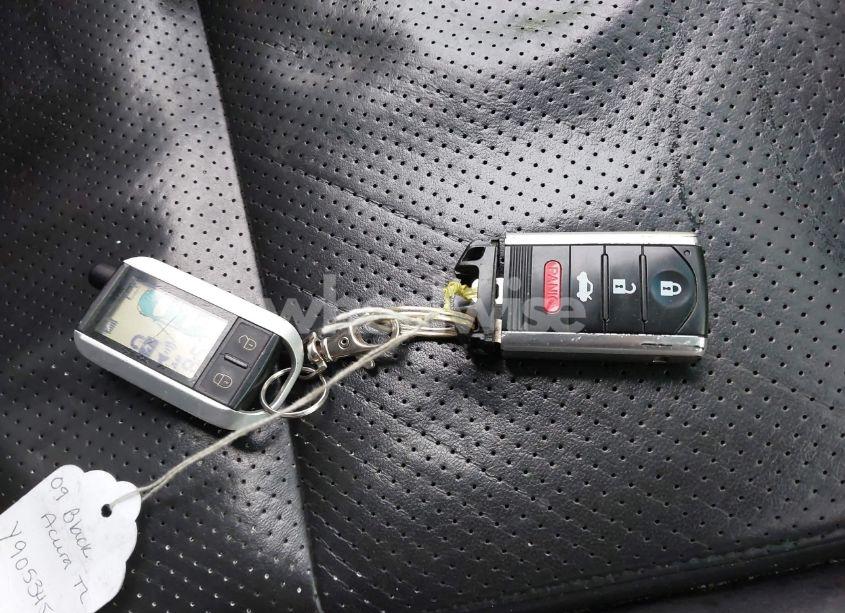 Photo 11 of 2009 Acura Tl 3.7 (VIN 19UUA96539A000928)