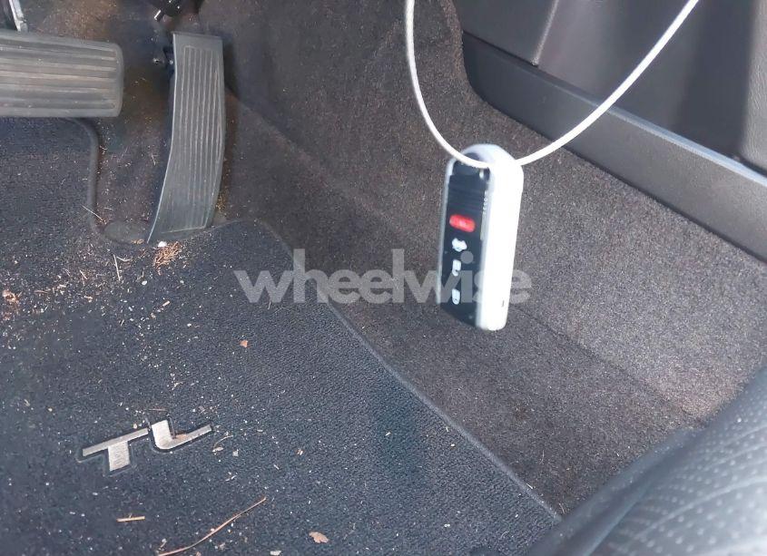 Photo 10 of 2009 Acura Tl 3.7 (VIN 19UUA96589A003081)