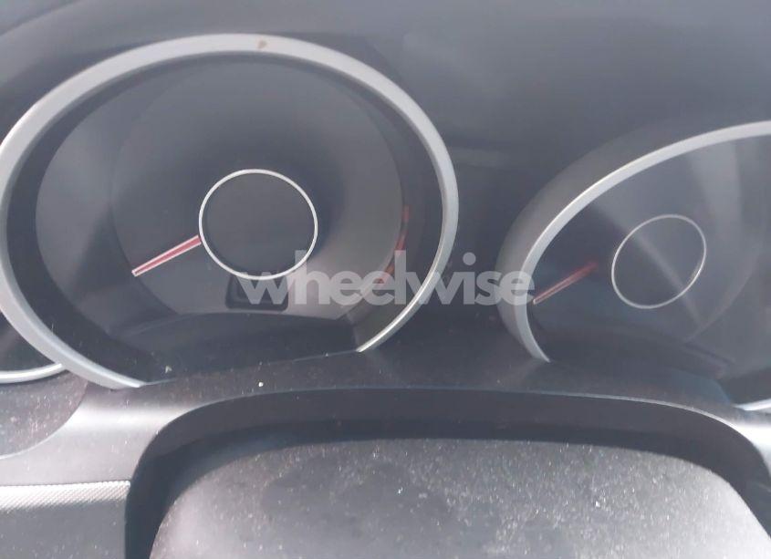 Photo 7 of 2012 Acura Tl 3.7 (VIN 19UUA9F2XCA010322)