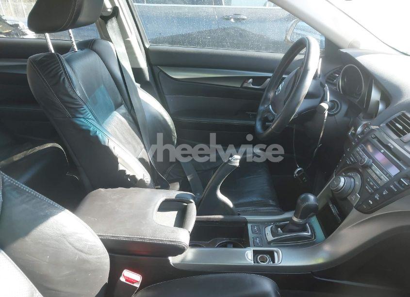 Photo 5 of 2010 Acura Tl 3.7 (VIN 19UUA9F52AA005395)