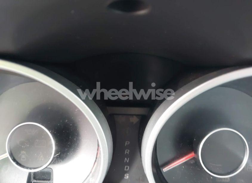 Photo 14 of 2010 Acura Tl 3.7 (VIN 19UUA9F52AA008099)