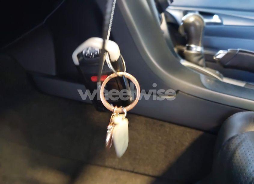 Photo 11 of 2012 Acura Tl 3.7 (VIN 19UUA9F53CA006591)