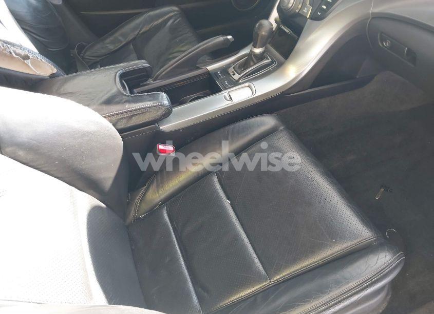 Photo 5 of 2010 Acura Tl 3.7 (VIN 19UUA9F55AA008520)