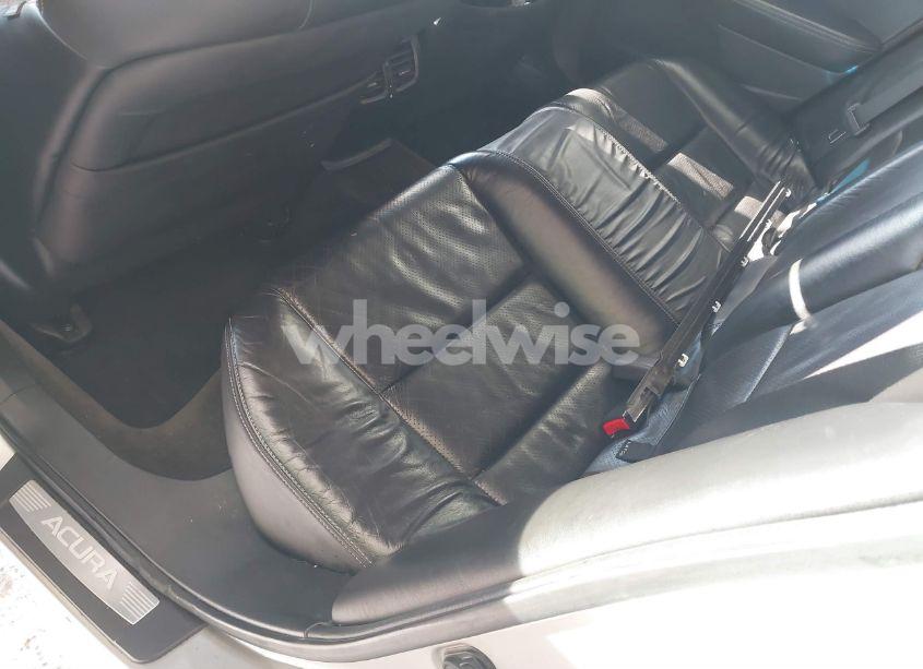 Photo 8 of 2010 Acura Tl 3.7 (VIN 19UUA9F55AA008520)