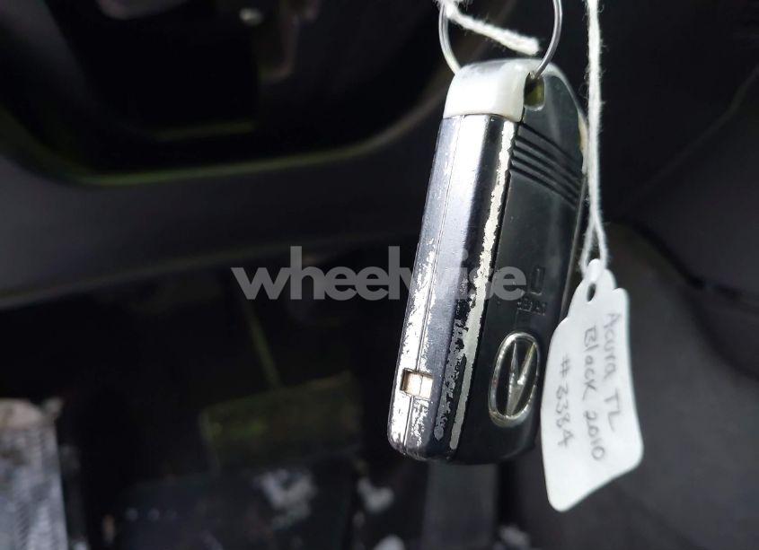 Photo 11 of 2010 Acura Tl 3.7 (VIN 19UUA9F55AA008906)