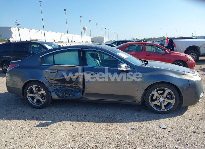 Photo 13 of 2010 Acura Tl 3.7 (VIN 19UUA9F56AA004671)
