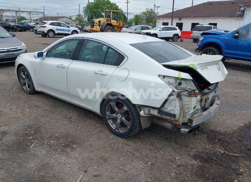 Photo 3 of 2010 Acura Tl 3.7 (VIN 19UUA9F56AA009658)