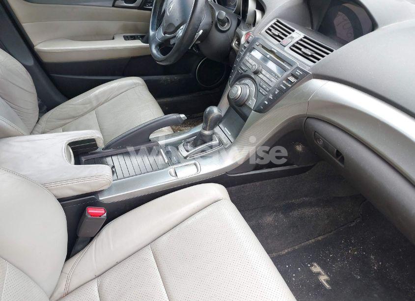 Photo 5 of 2010 Acura Tl 3.7 (VIN 19UUA9F56AA009658)